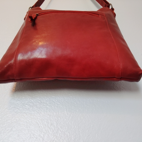 GC By Gianni Conti Genuine Leather Vera Pelle Red Handbag - Picture 10 of 16